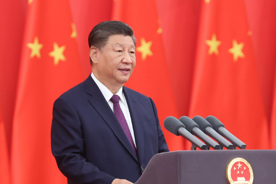 中华人民共和国国家勋章和国家荣誉称号颁授仪式在京隆重举行 习近平向国家勋章和国家荣誉称号获得者颁授勋章奖章并发表重要讲话